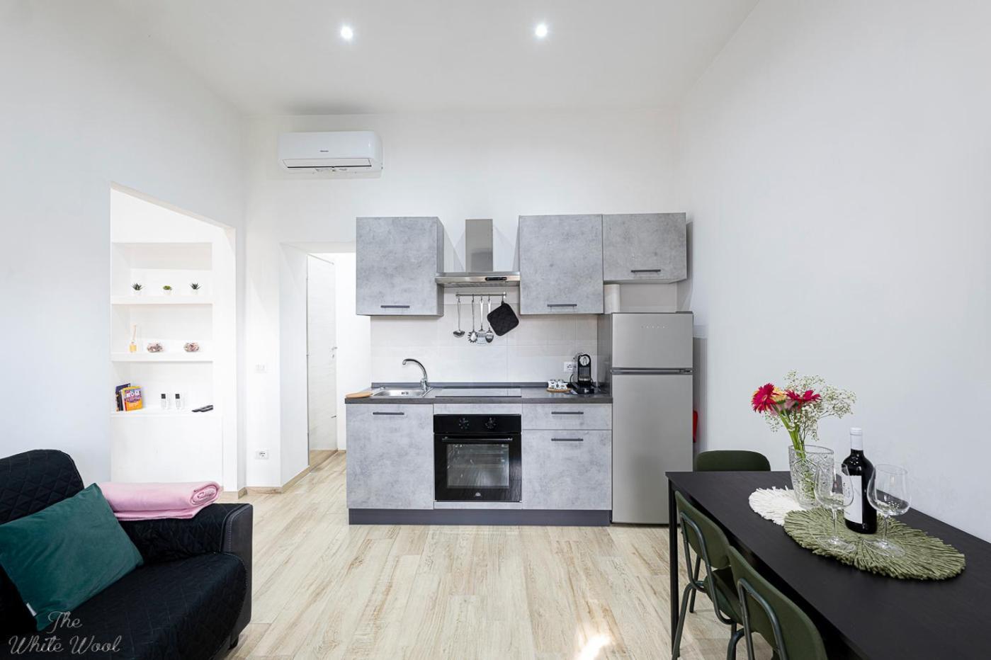 The Little Big House Apartment Roma Ngoại thất bức ảnh